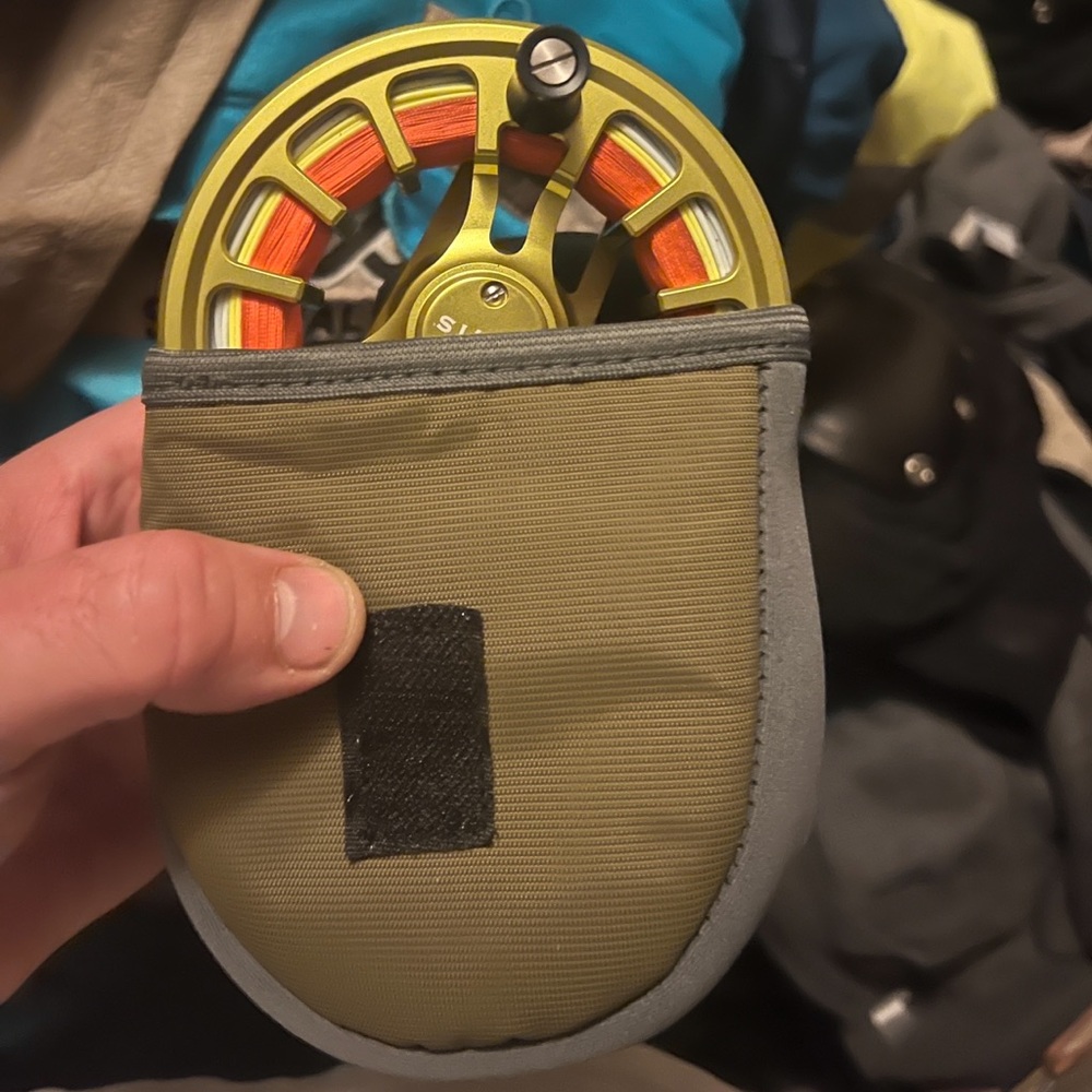 Bnib Orvis hydros. With case and lined and backed with best line. Never used